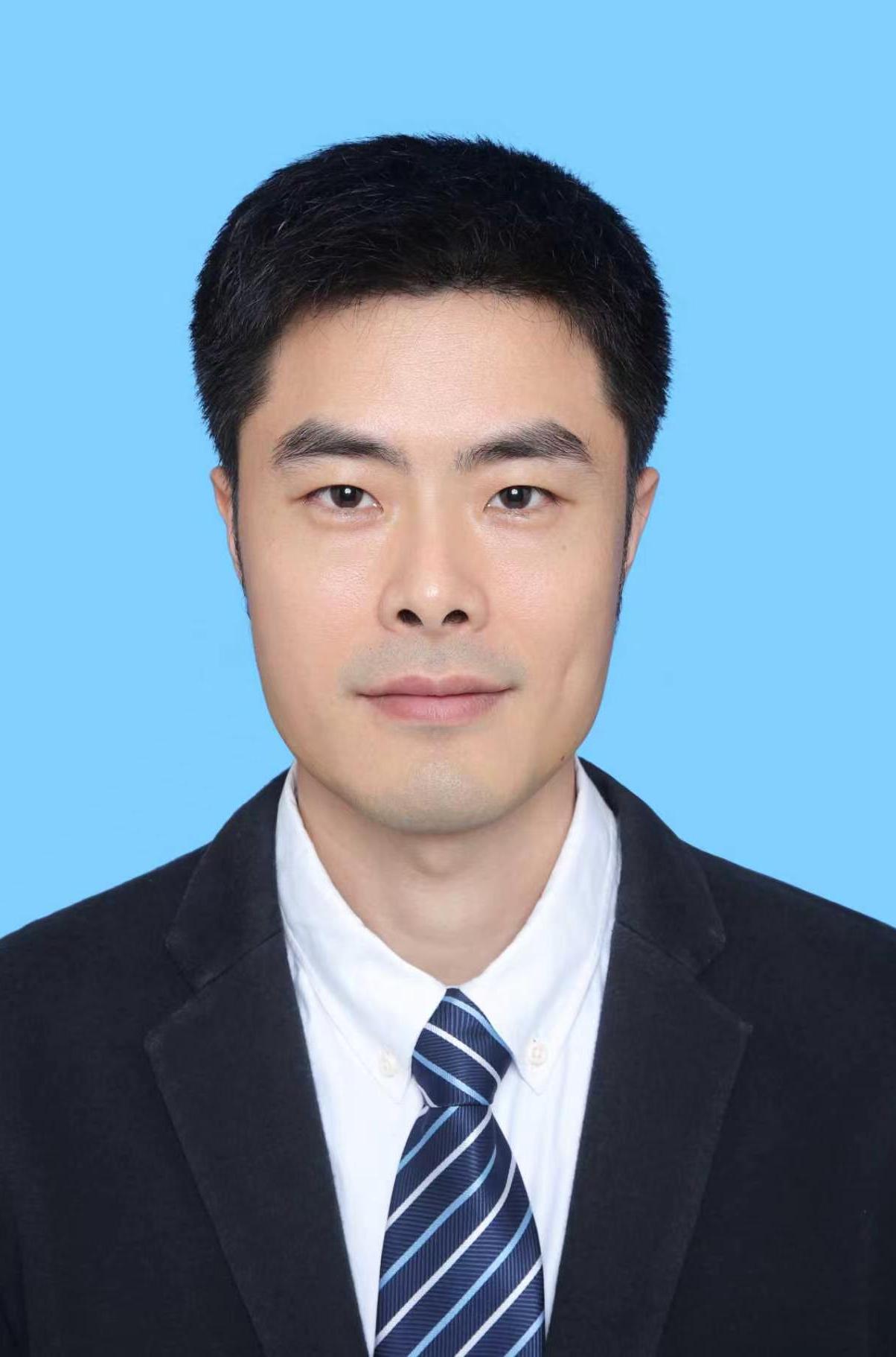 陈锦标（实习律师）